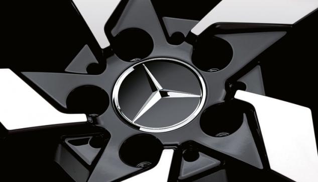 Capac central la butuc roata original Mercedes-Benz, stea cromata pe fond Negru mat