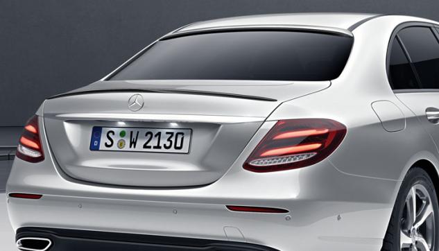 Spoiler luneta original Mercedes-Benz E-Class Limuzina 2016->, grunduit