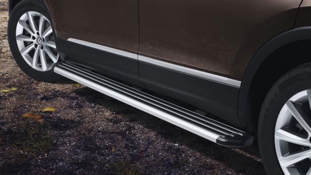 Set trepte laterale design off-road originale Volkswagen Tiguan Allspace (MQB) 2018->