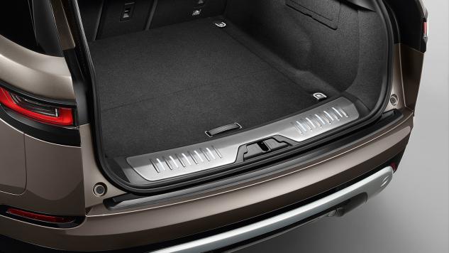 Protectie la marginea de incarcare portbagaj originala Range Rover Velar 1 (L560) 2017->, iluminata LED