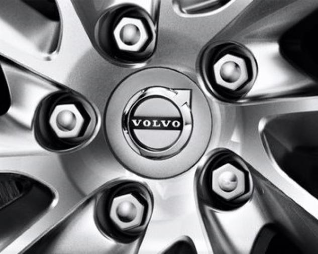 Capac central la butuc roata original Volvo, Silver, set 4 bucati