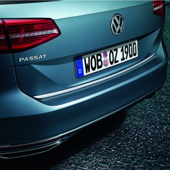 Ornament cromat la hayon original Volkswagen Passat Variant & Alltrack 2015-&gt;